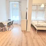 Family Studio Apartment For 4