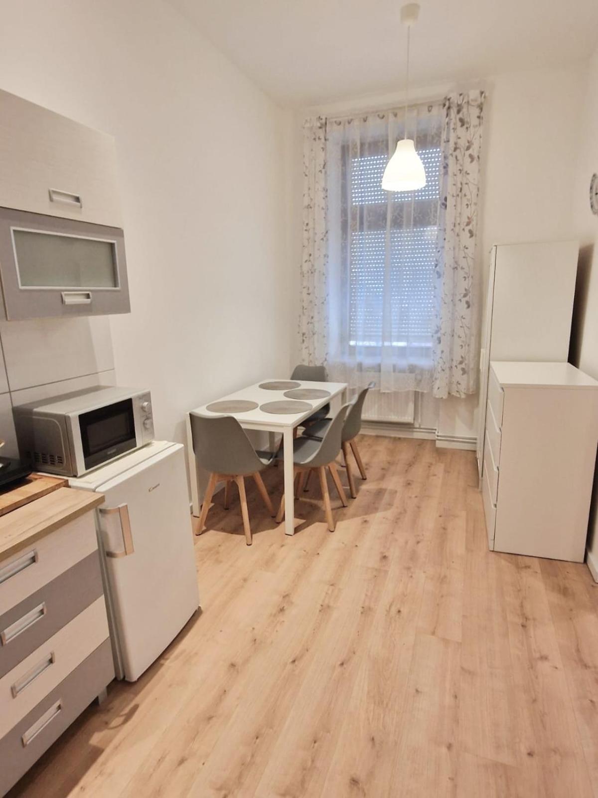 Family Studio For 4 * Berlino